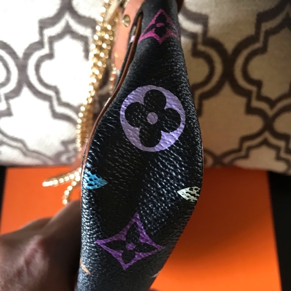 Louis Vuitton Pochette - Picture 4 of 8